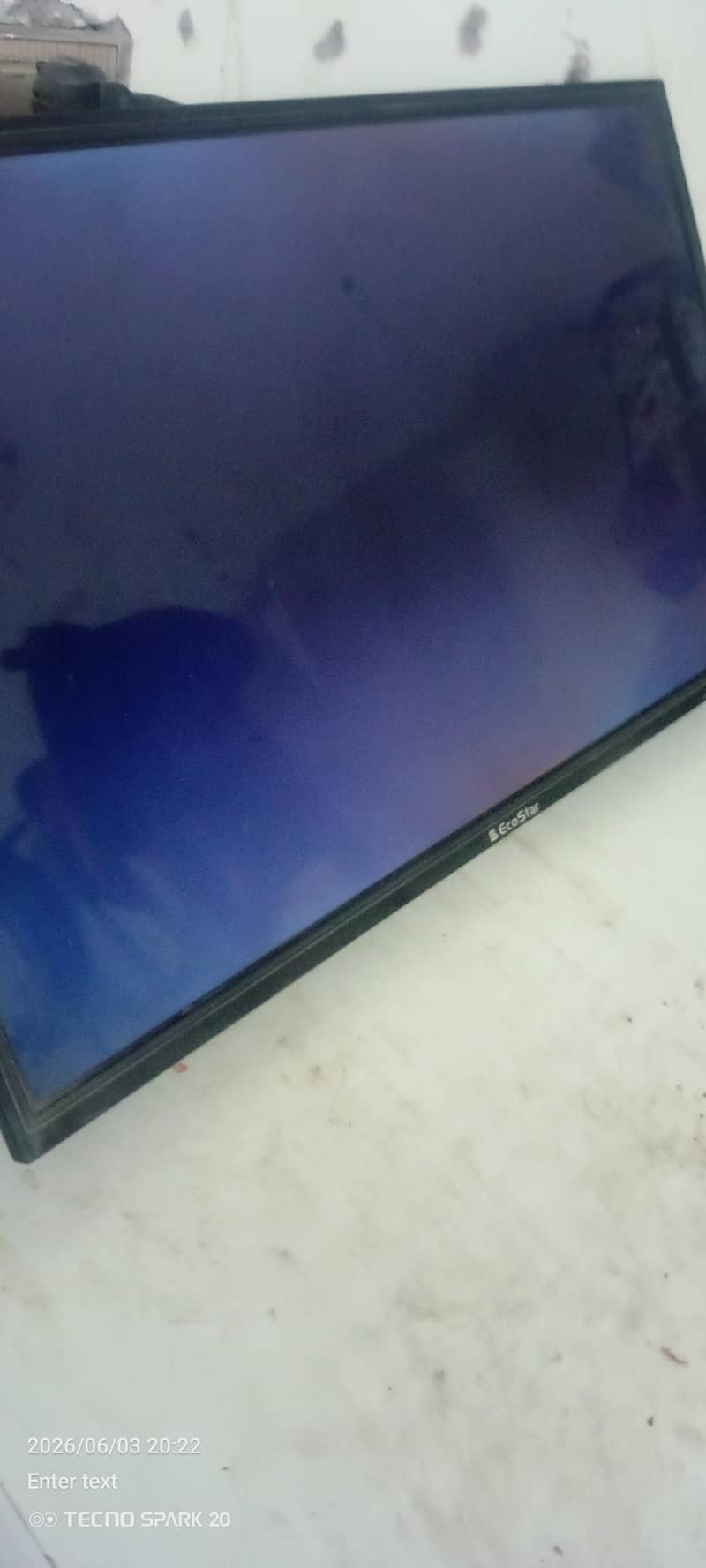 LCD. 32. . . DVB 0