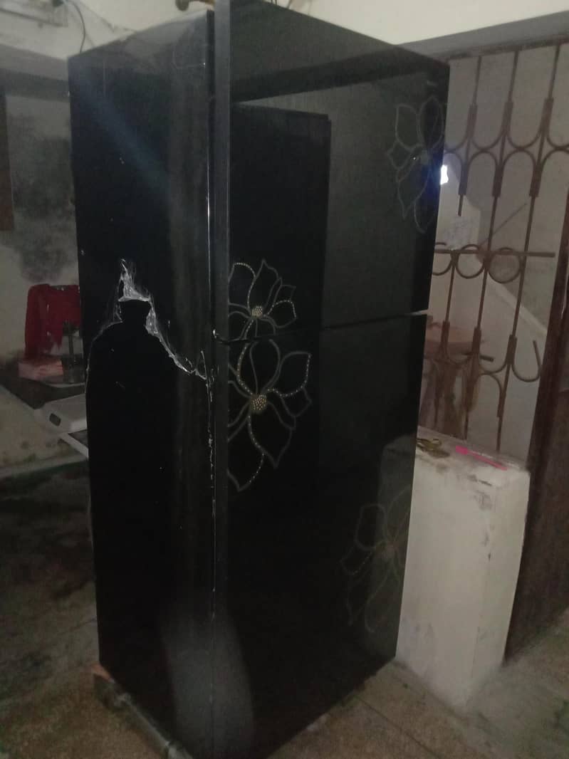 orient full size fridge 0