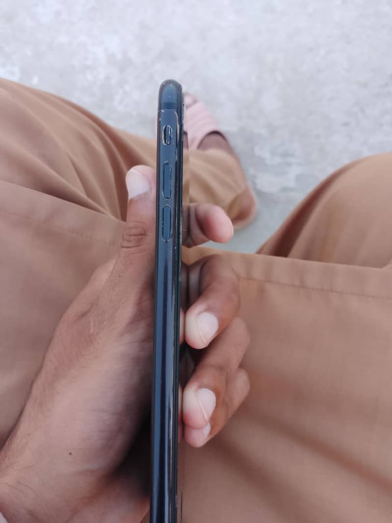 Apple iPhone 7 Plus 2