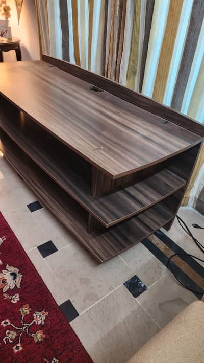 TV Rack