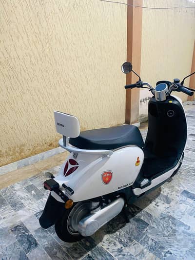 metro M6 empower