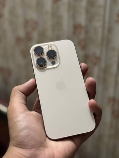 Apple iPhone 16 Pro