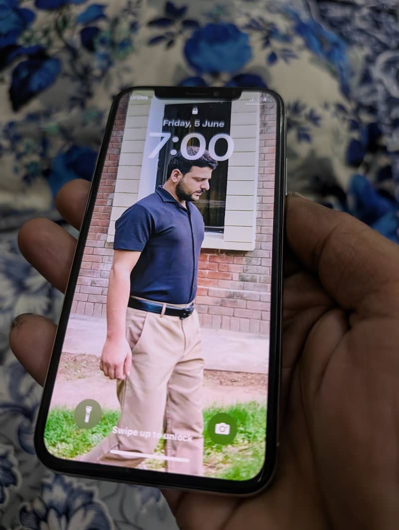 Apple iPhone X 1