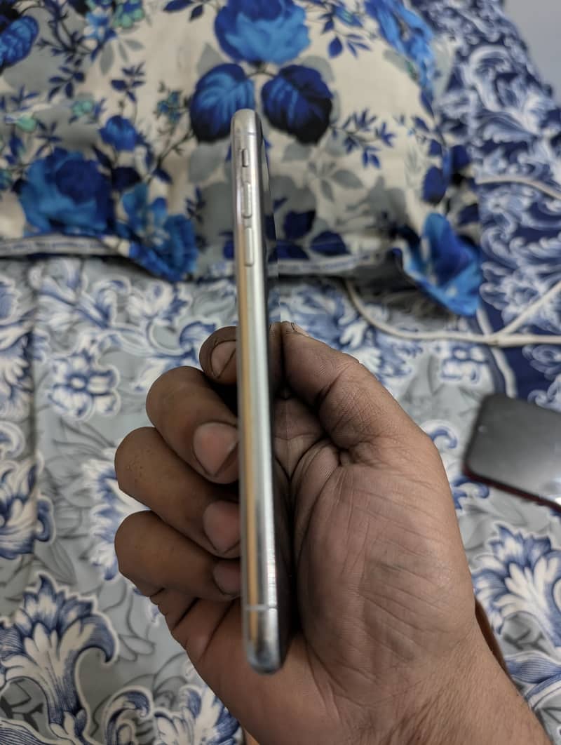 Apple iPhone X 8