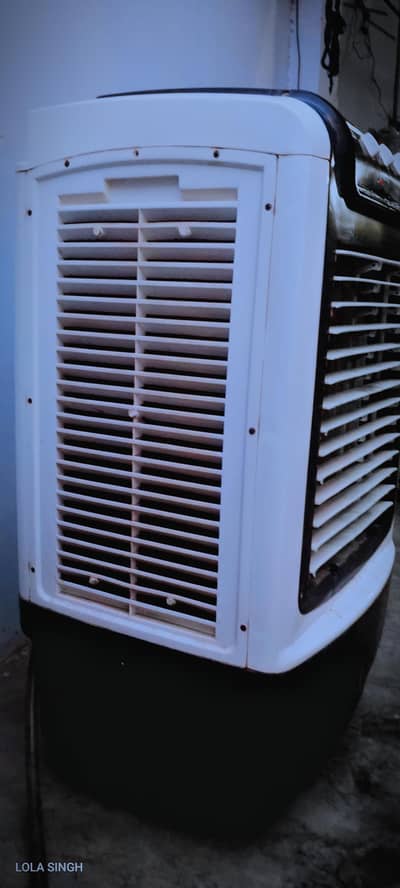 United UD-755 Air Cooler" hai.