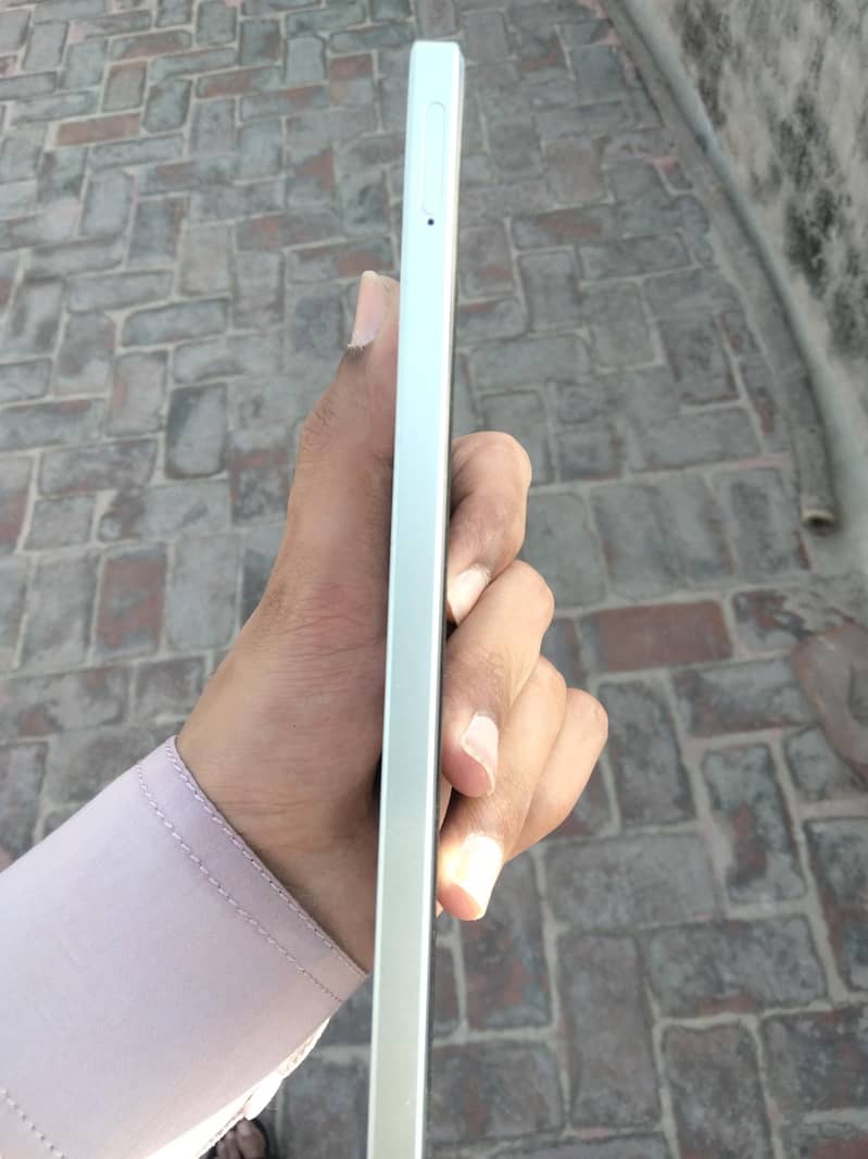 Realme Note 60x 3