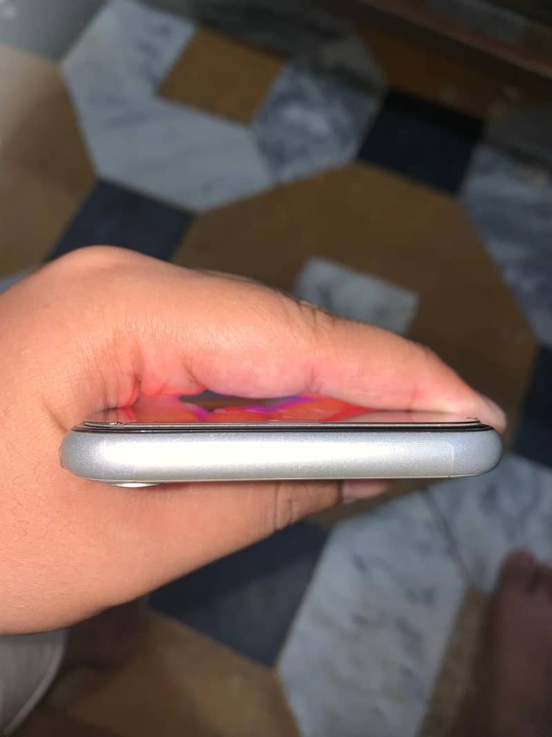 IPhone XR 5