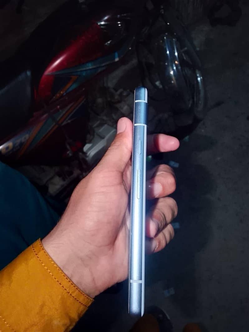Google Pixel 7a 3
