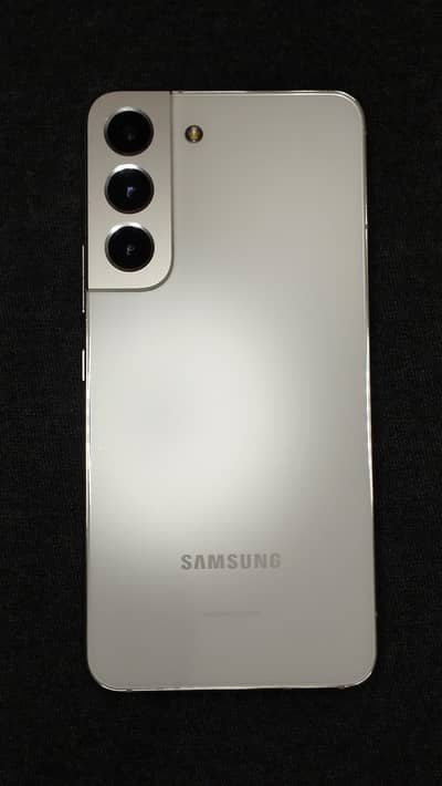 Samsung Galaxy S22
