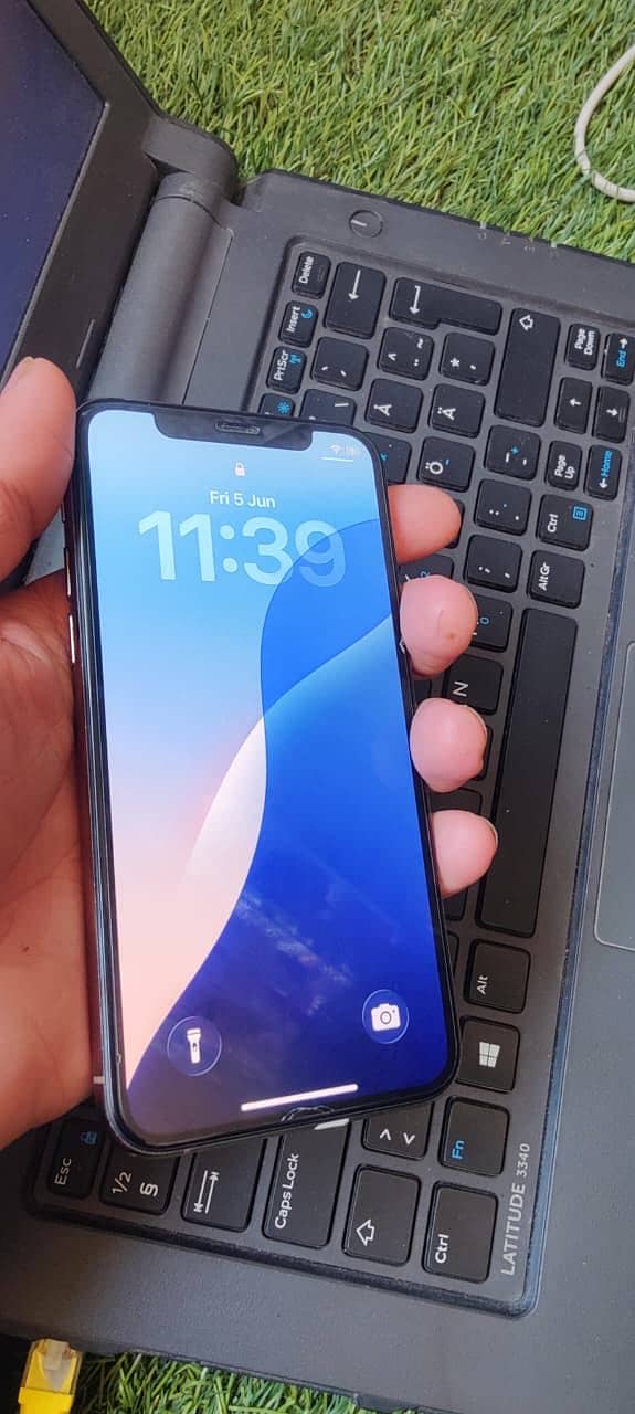IPhone 11 Pro 2