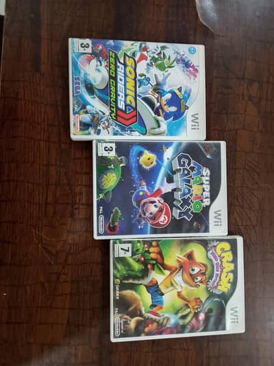 Nintendo Wii Games Bundle | Mario Galaxy + Sonic Riders + Crash
