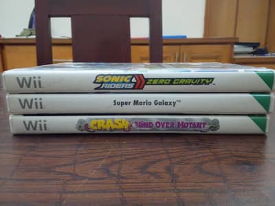 Nintendo Wii Games Bundle | Mario Galaxy + Sonic Riders + Crash