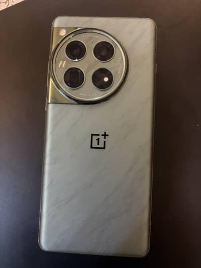 One Plus 12, PTA approved 16+512, complete box