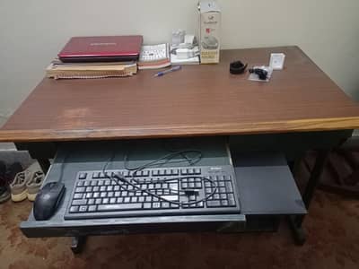High-Quality Computer Table with Matching Chair