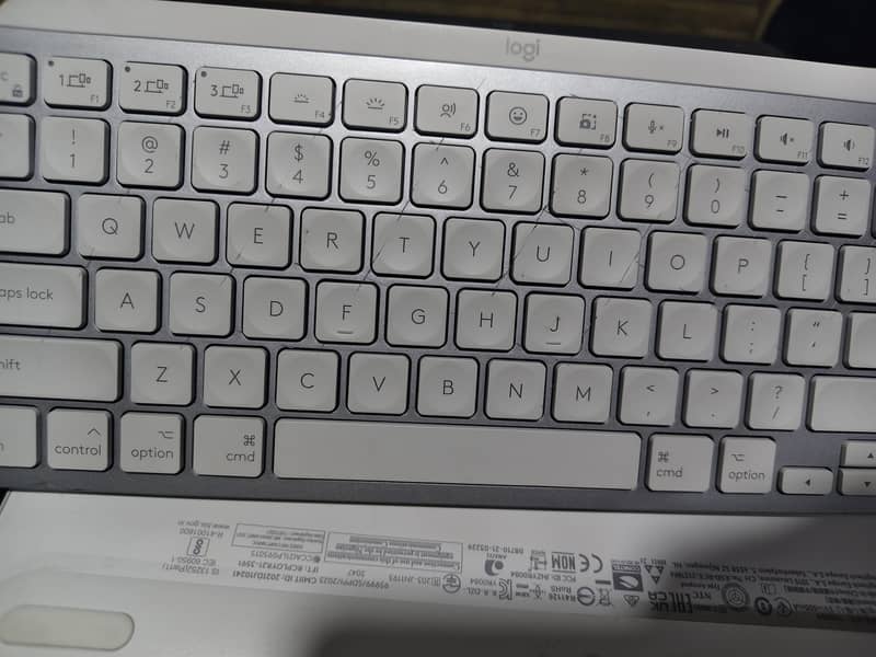 LOGITECH MX KEYS MINI WIRELESS BLUETOOTH KEYBOARD 7