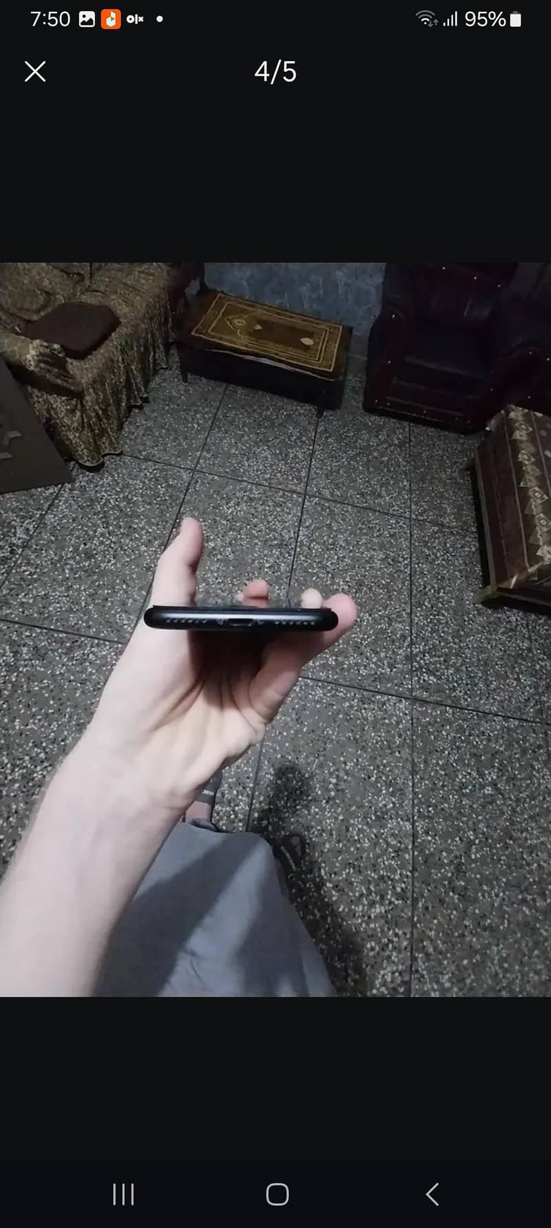 Apple iPhone 7 2