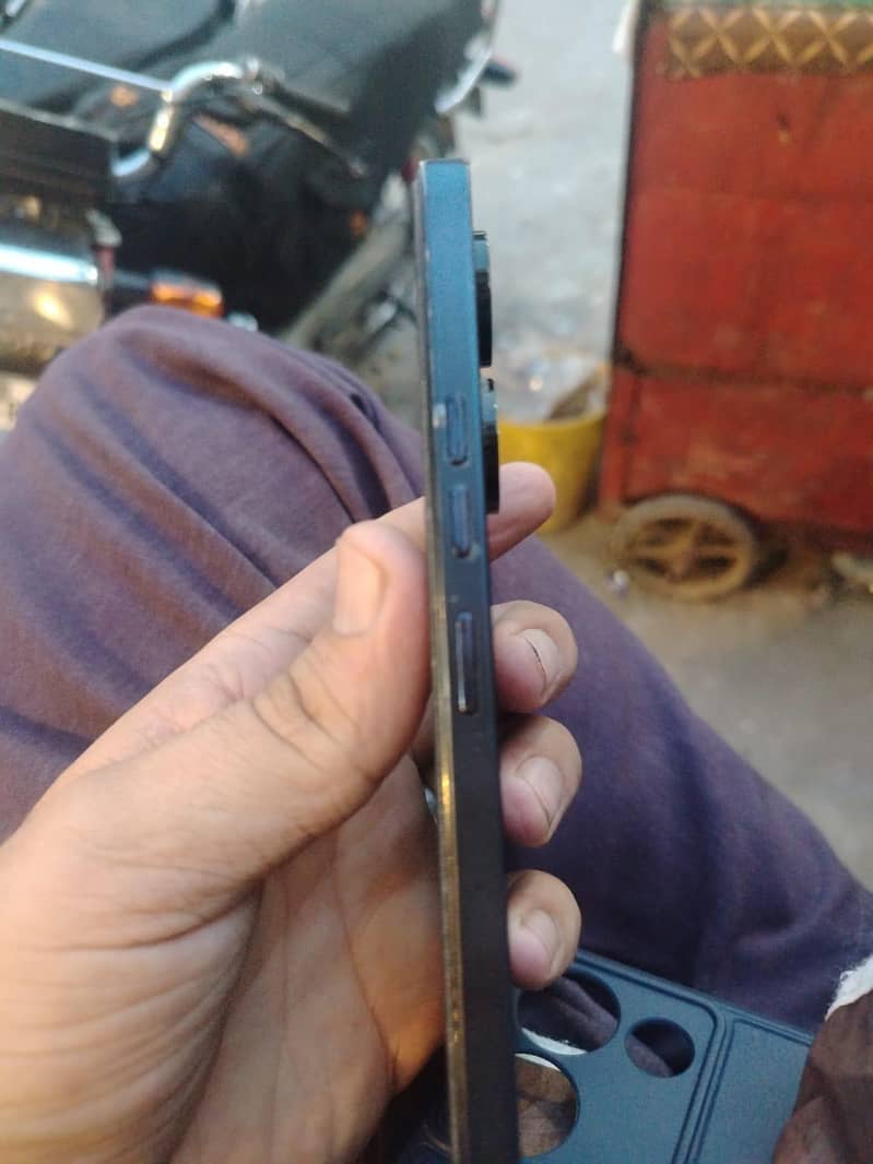 Tecno CAMON 20 2