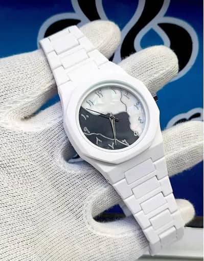 Men's white carbon fiber analog watch