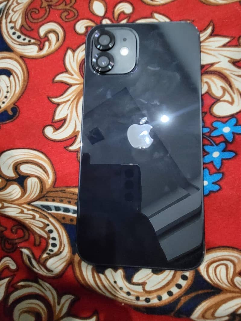 Apple iPhone 12 5