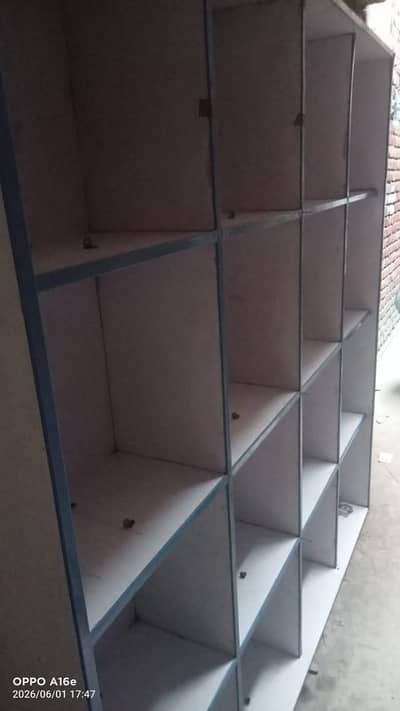 Racks for medical store