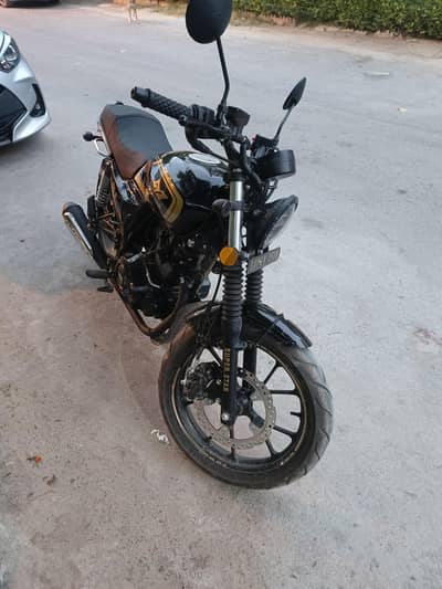 Super Star Thunder Cruiser 150cc black 700km Pictures