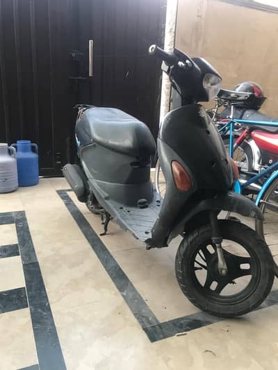 Petrol scooty