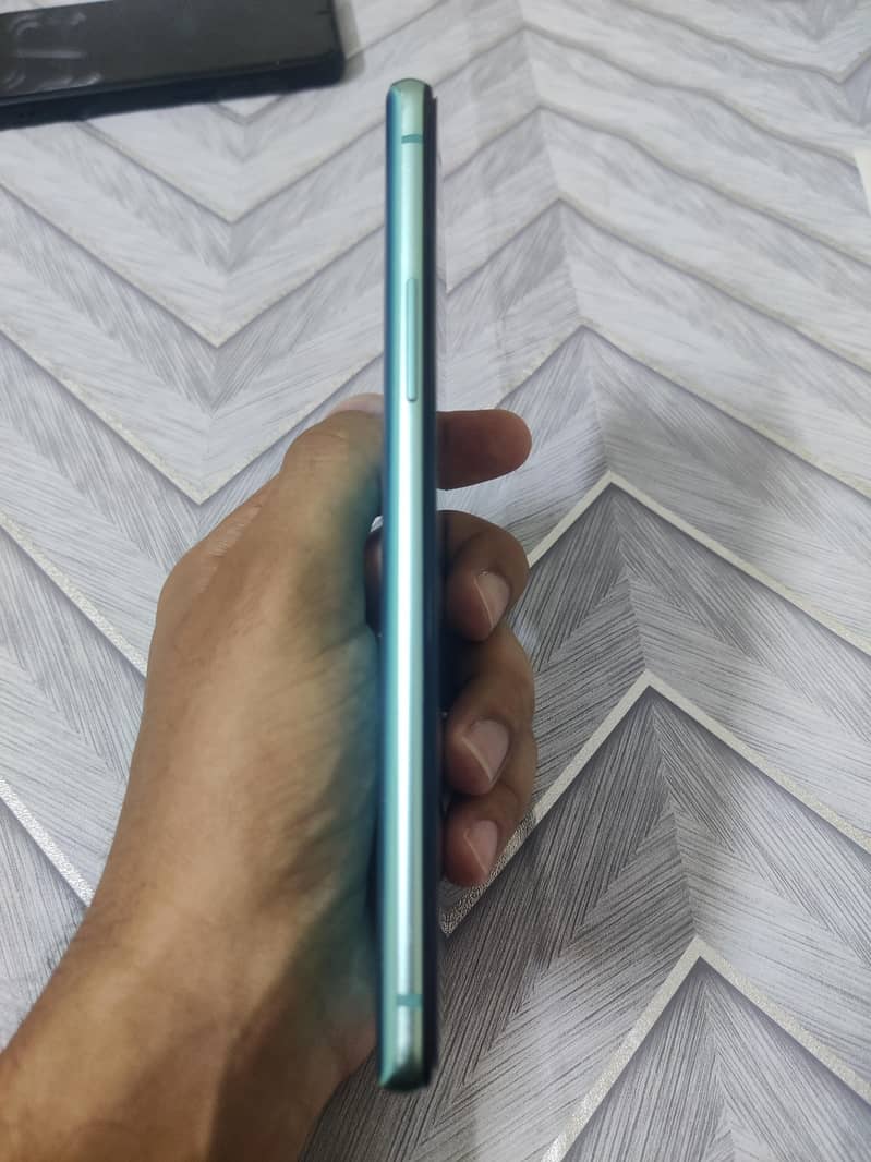 One Plus 8T 2