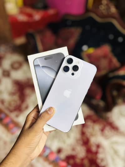 Apple iPhone 16 Pro Max