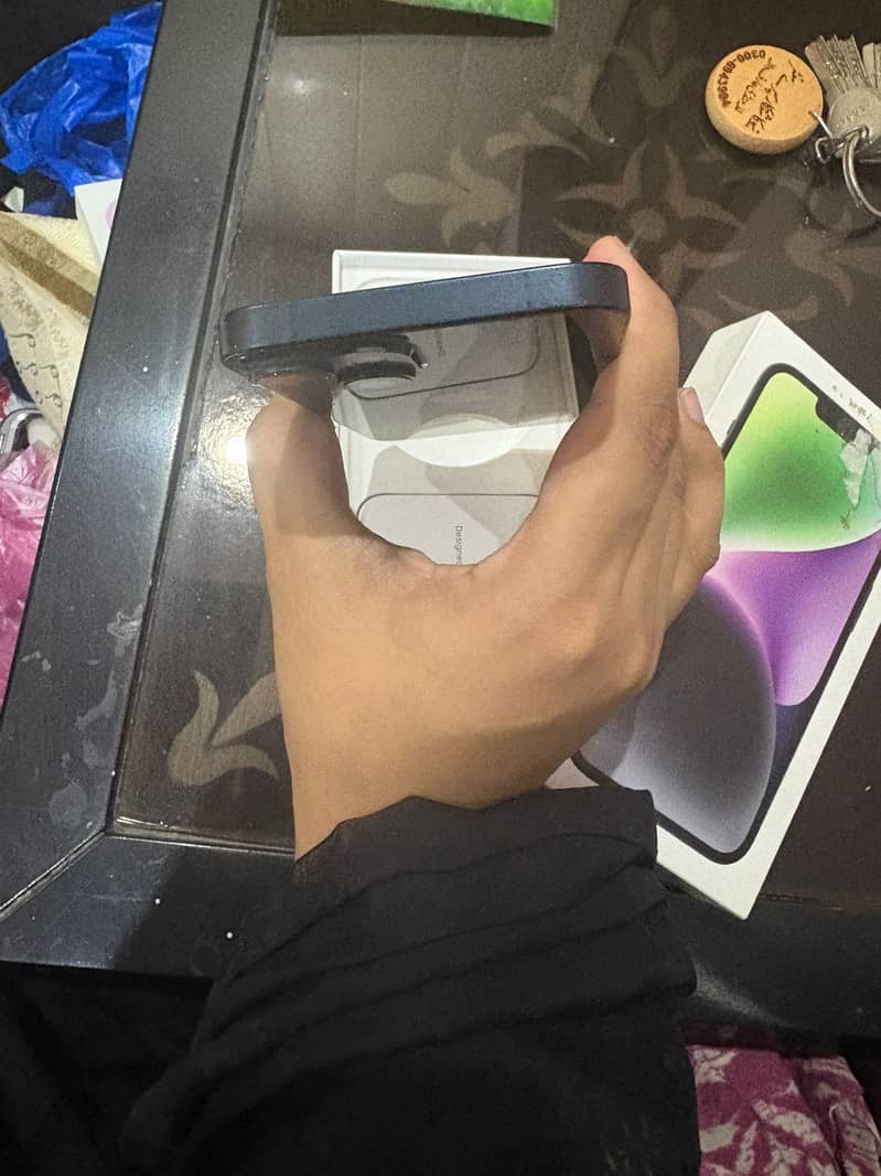 iPhone 14 1