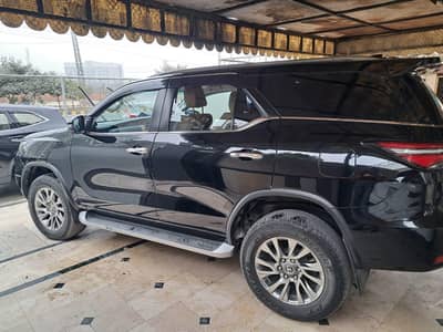 Toyota Fortuner 2021