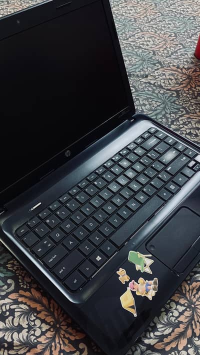 HP 1000 Intel core i3 2nd gen 500gb / 6Gb