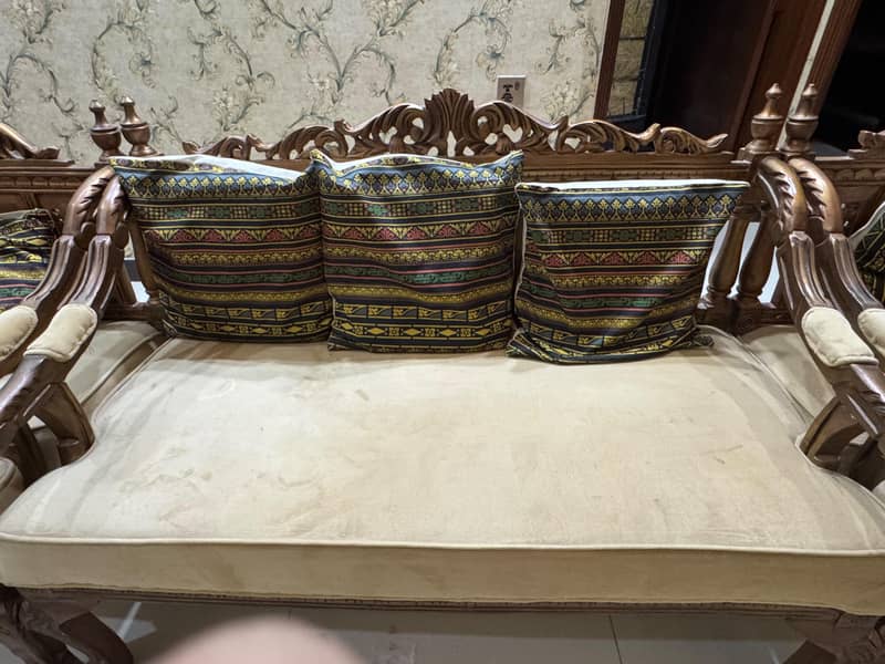 4seater sofa 5
