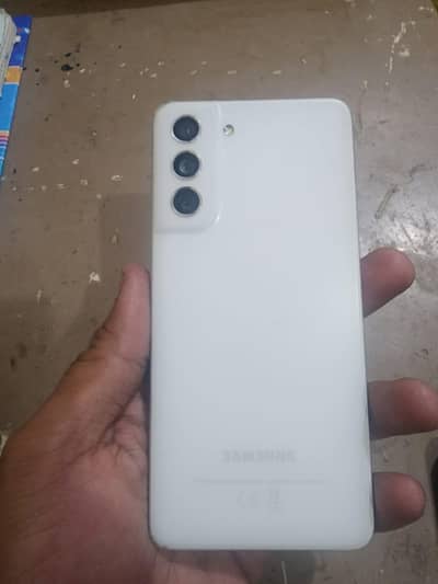 Samsung Mobile S21 FE