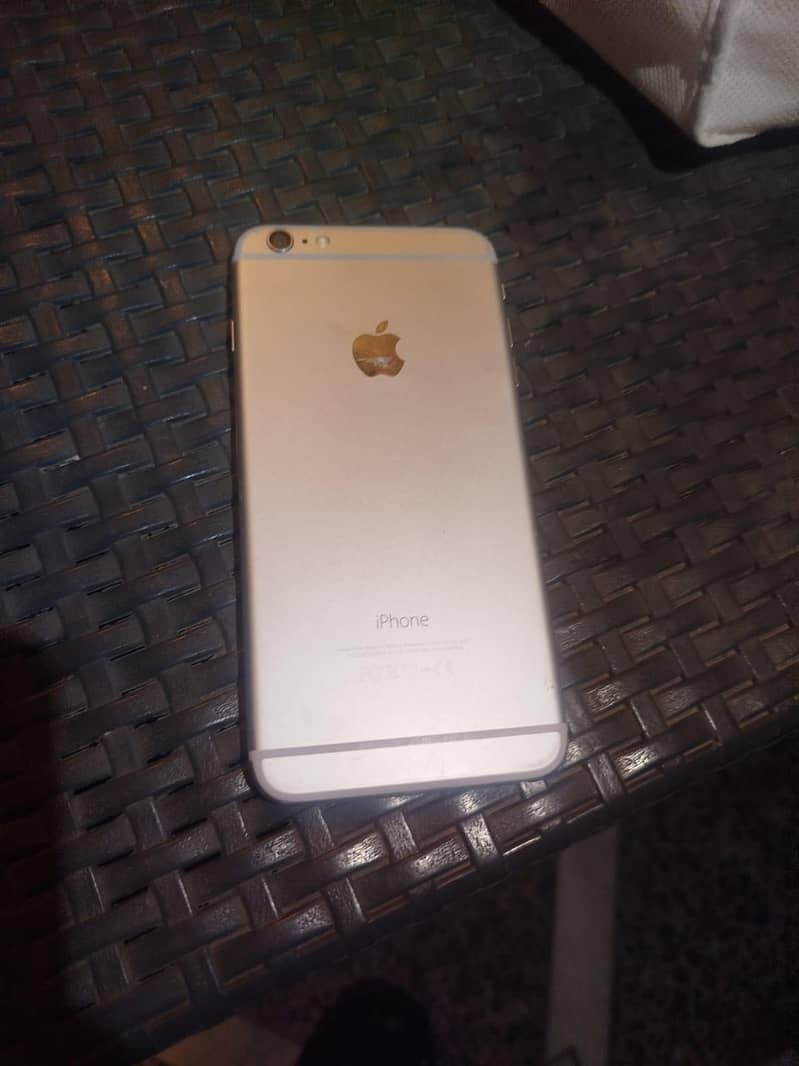 Apple iPhone 6 plus 0