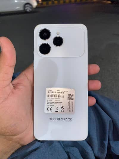 Tecno SPARK 40