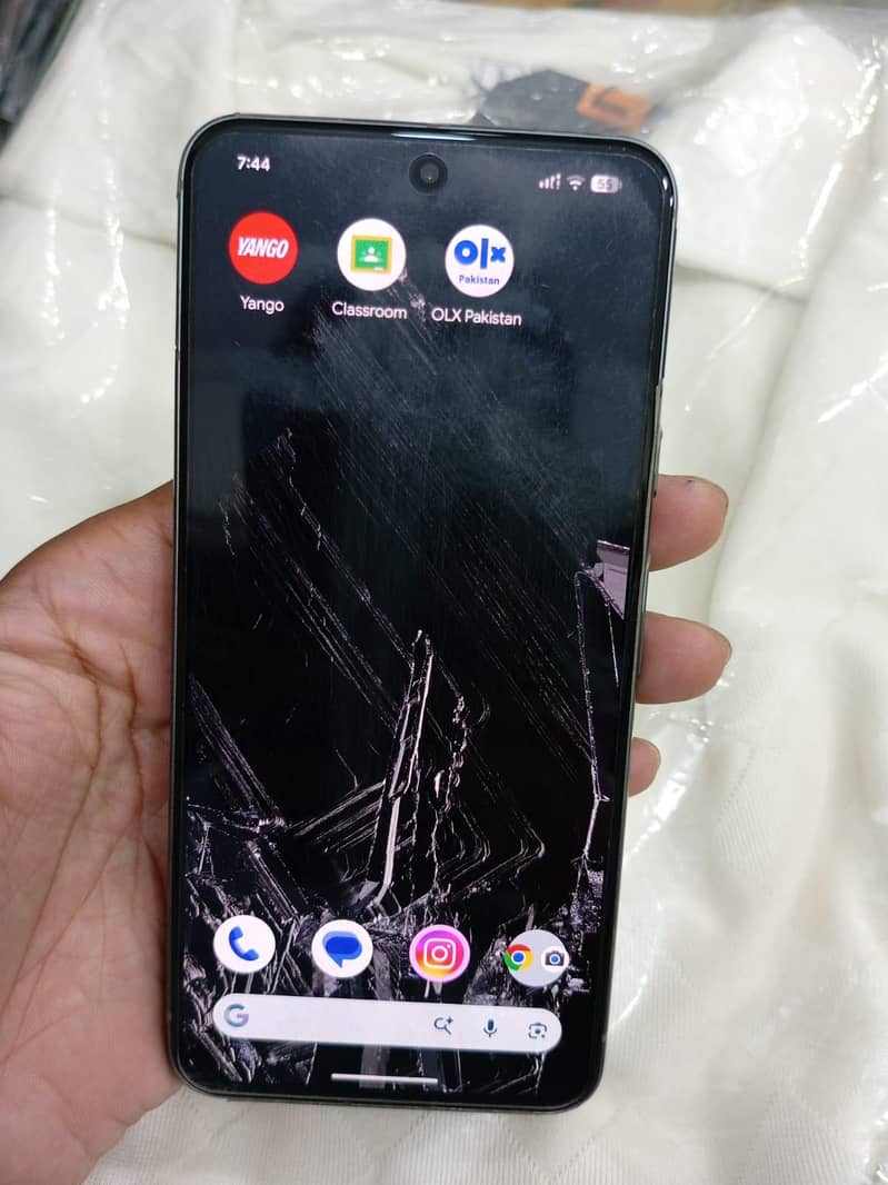 Google Pixel 8 2