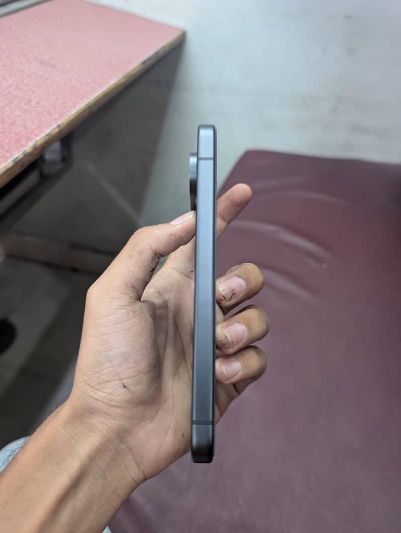 Google Pixel 9 2