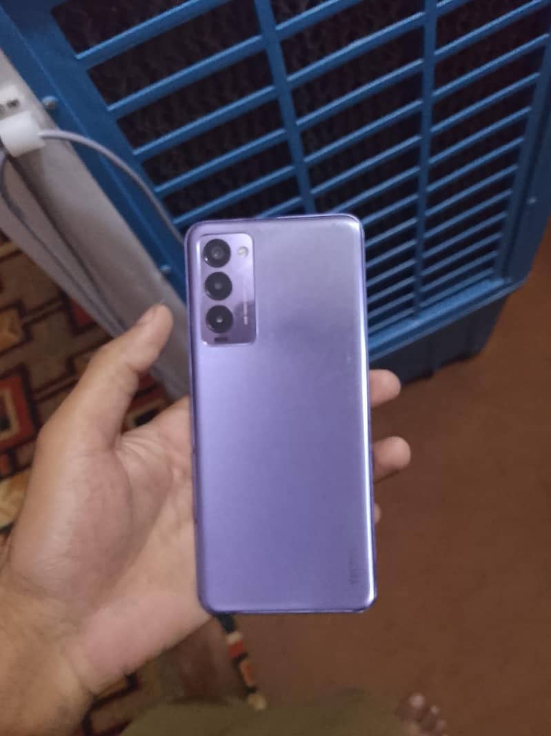 Tecno CAMON 18T 1