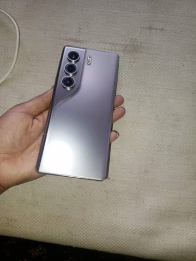 Tecno CAMON 40 Pro