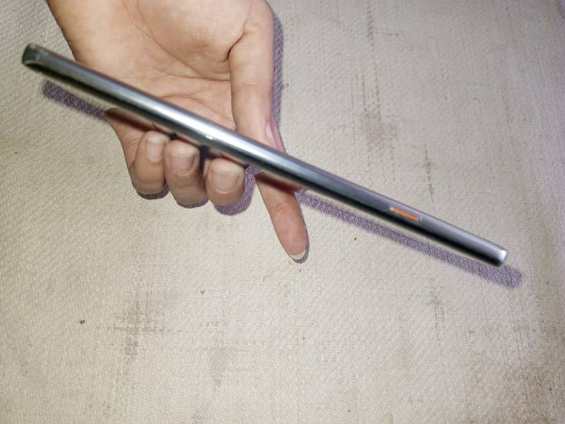 Tecno CAMON 40 Pro 4