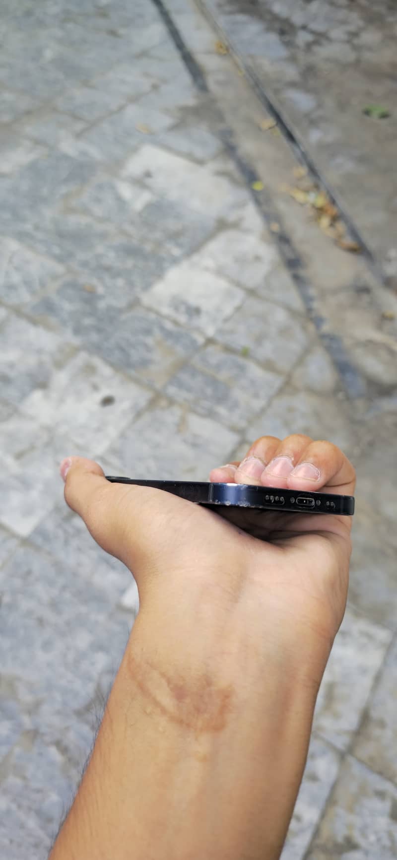 Apple iPhone 12 mini 6