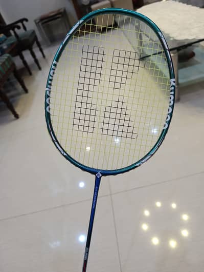 Kumpoo kevlaronex racket badminton