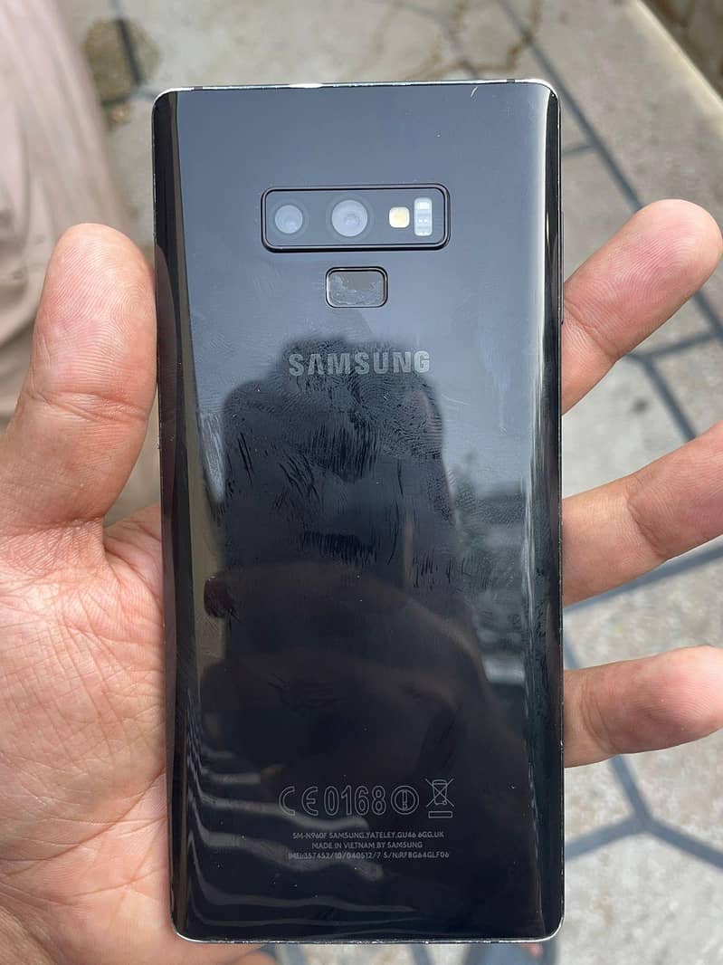 Samsung Mobile Note 9 1