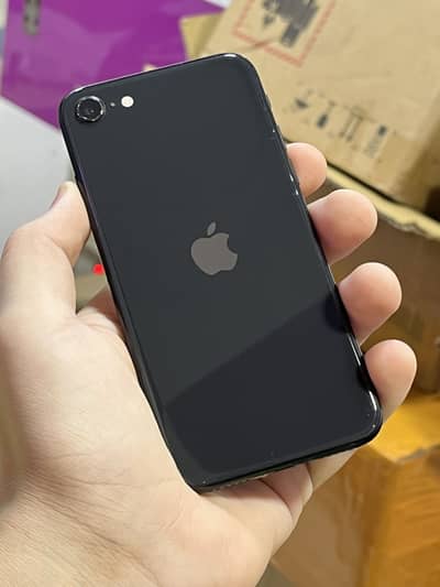 Apple iPhone SE