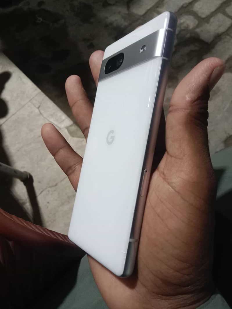 Google Pixel 7a 3