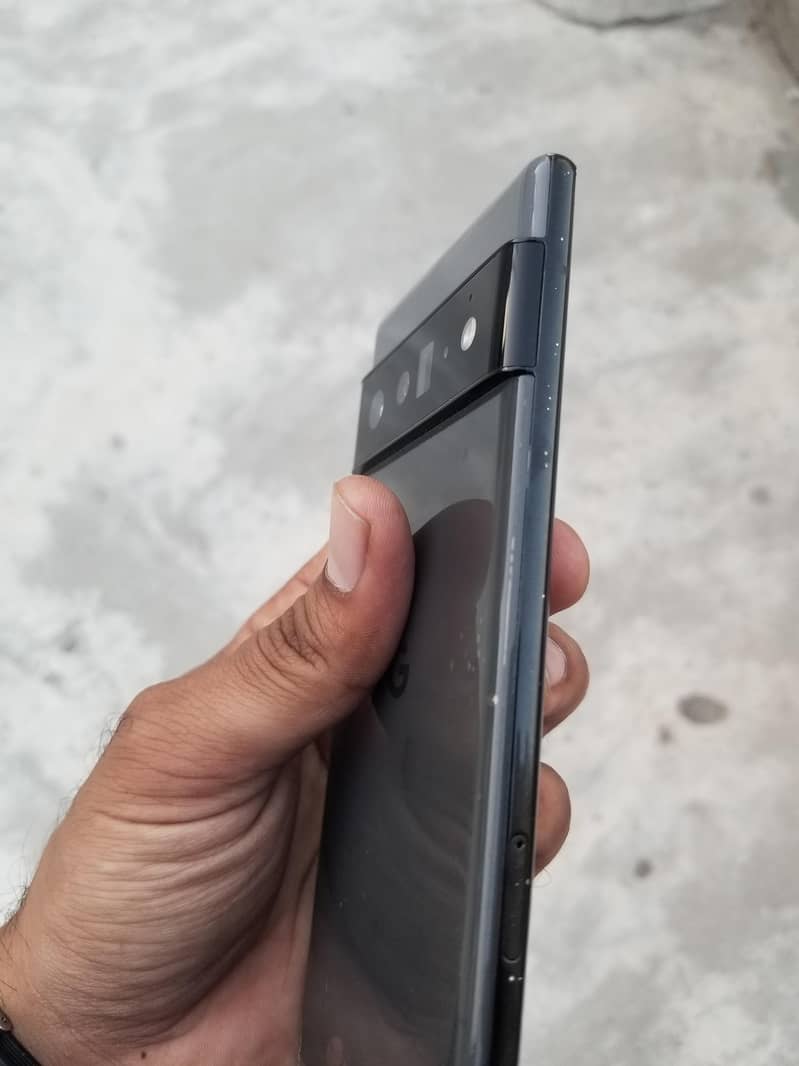 Google Pixel 6 Pro 2