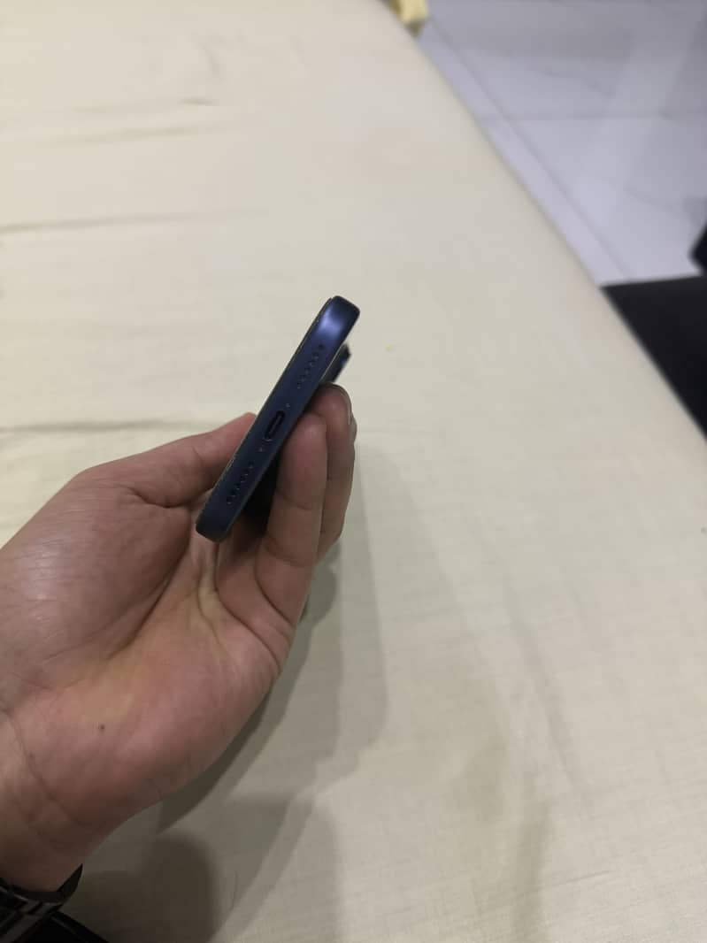 Iphone 17 pro max 1