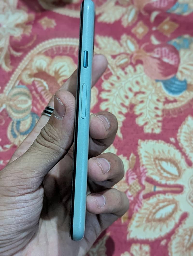 Google Pixel 5 1