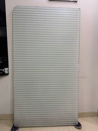 Bathroom divider glass