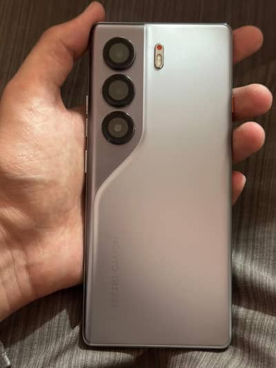 Tecno CAMON 40 Pro